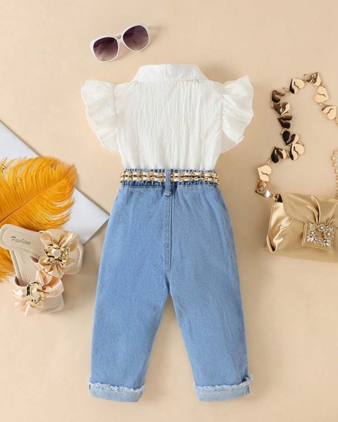 Conjunto (jeans+camisa blanca)