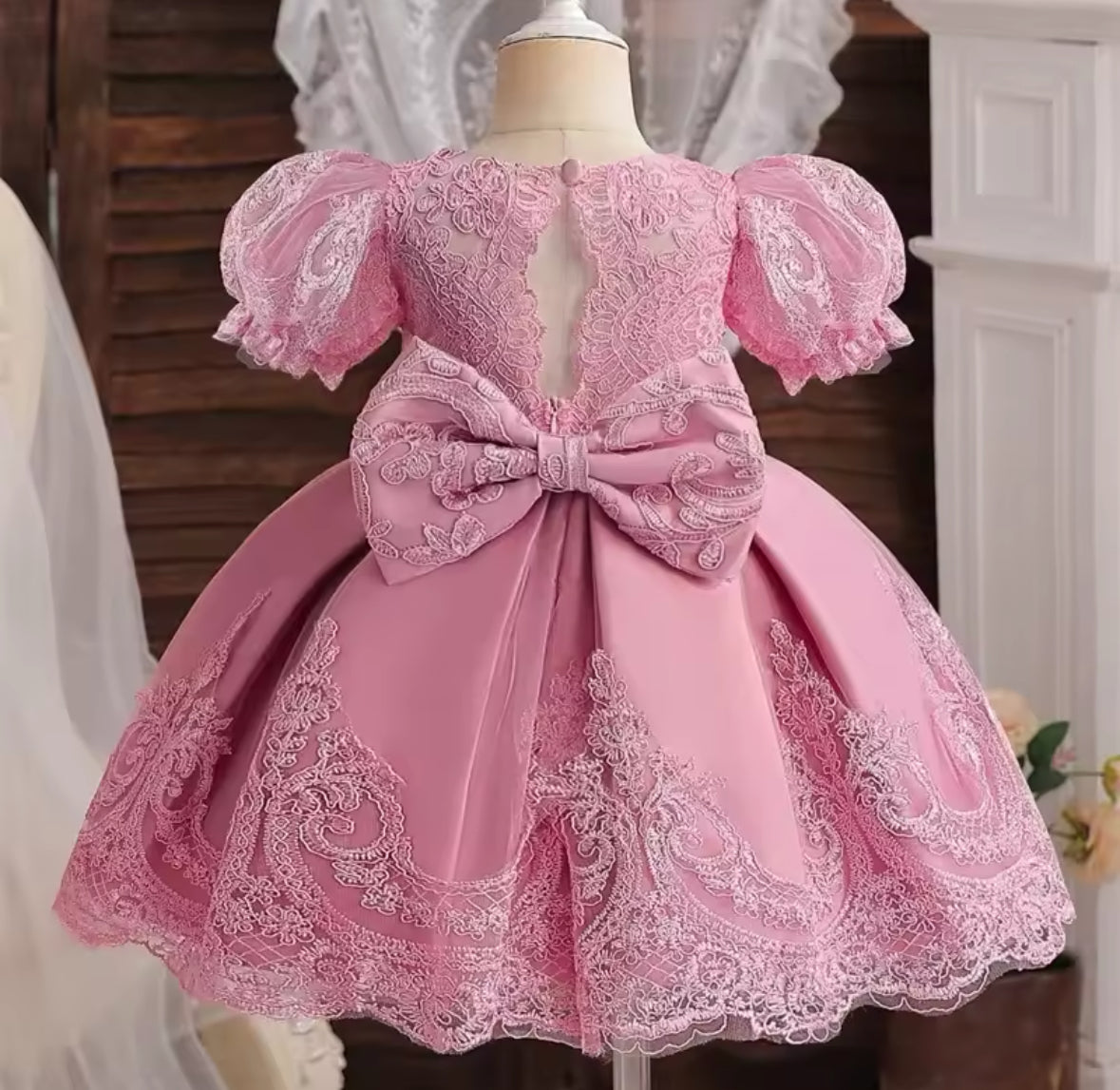 Vestido elegante para bebés , color rosa vieja