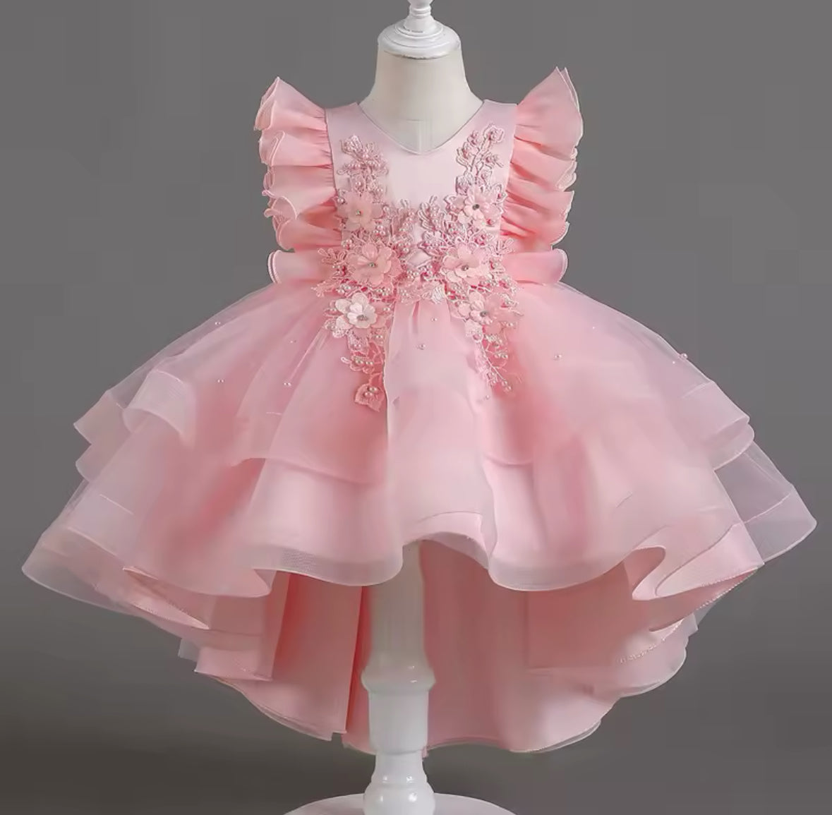 Vestido elegante rosa con cola larga para niñas